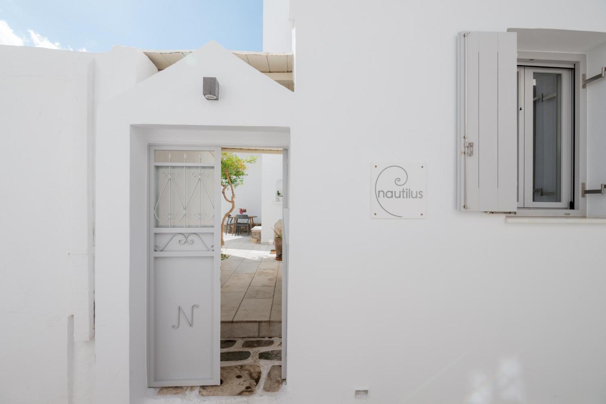 Nautilus Apartments Páros Exterior foto